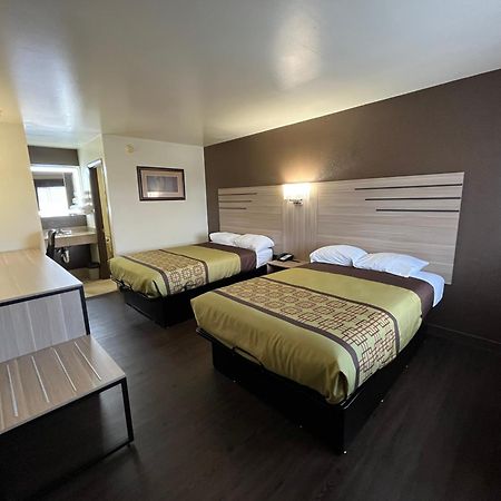 Budget Inn Nassawadox Bagian luar foto