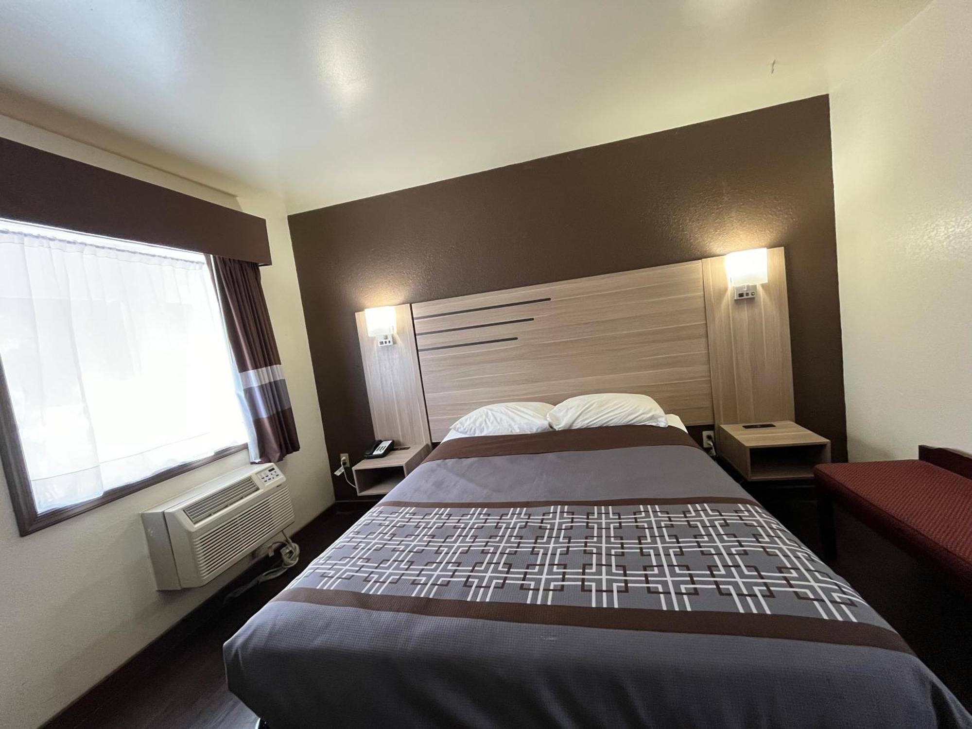 Budget Inn Nassawadox Bagian luar foto